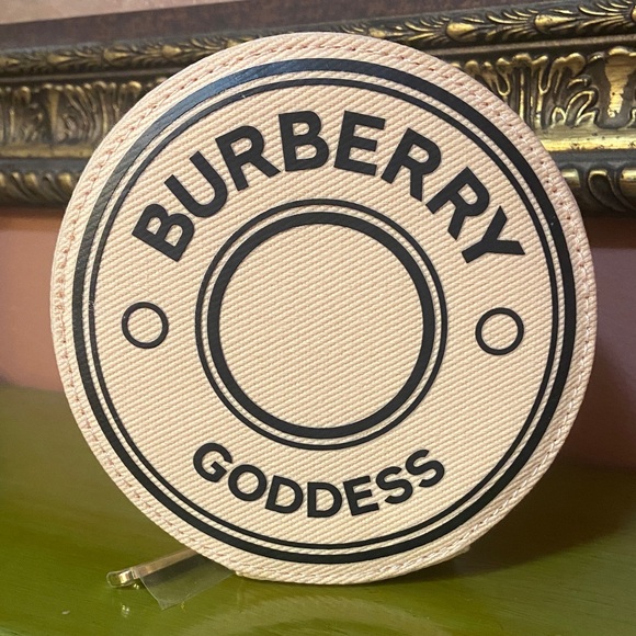Burberry Jewelry - Burberry NWOT Beige and Black Round Pouch Jewelry Cosmetic Travel Case 5” Round